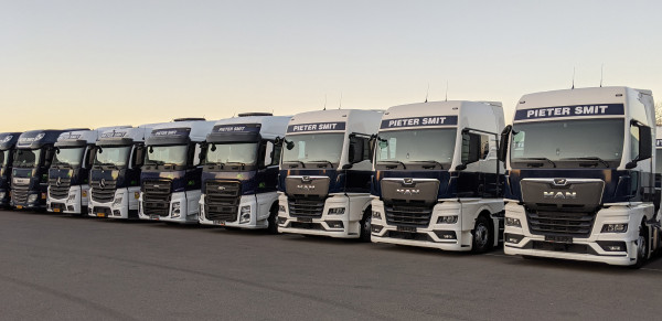 Pieter Smit Trucks